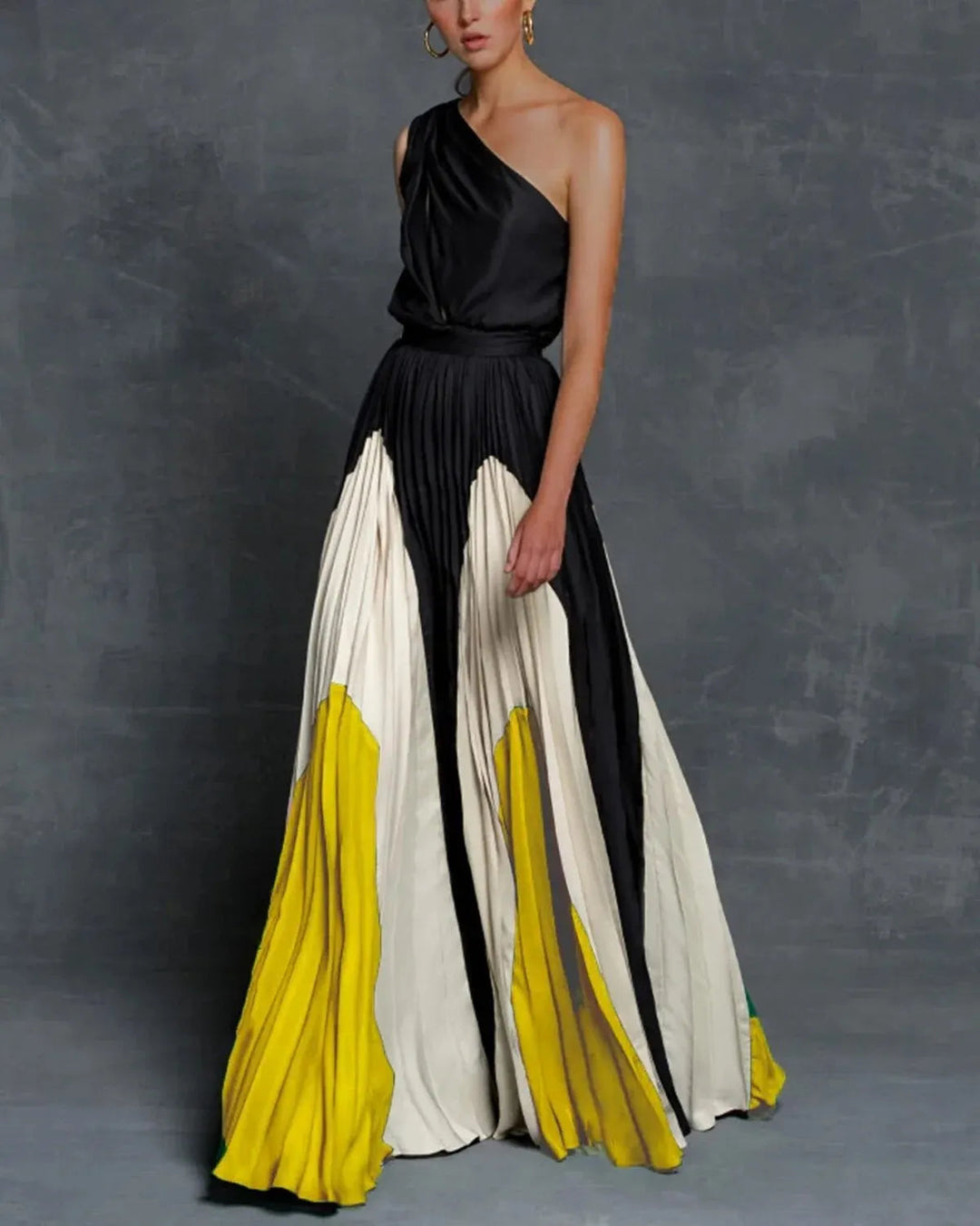 Stijlvolle maxi-jurk met one-shoulder ontwerp voor een elegante uitstraling