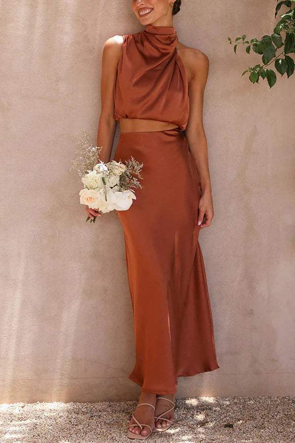 Stijlvolle dames set met een trendy top en een lange elegante rok