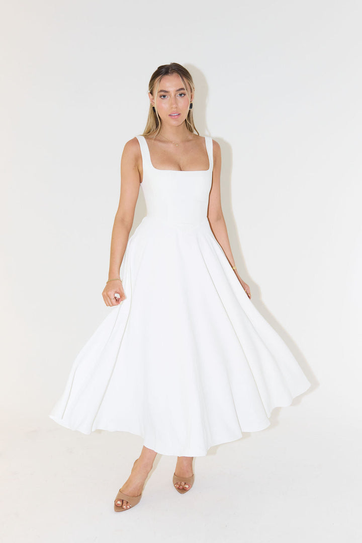 Elegante midi jurk voor dames met tijdloos en verfijnd ontwerp