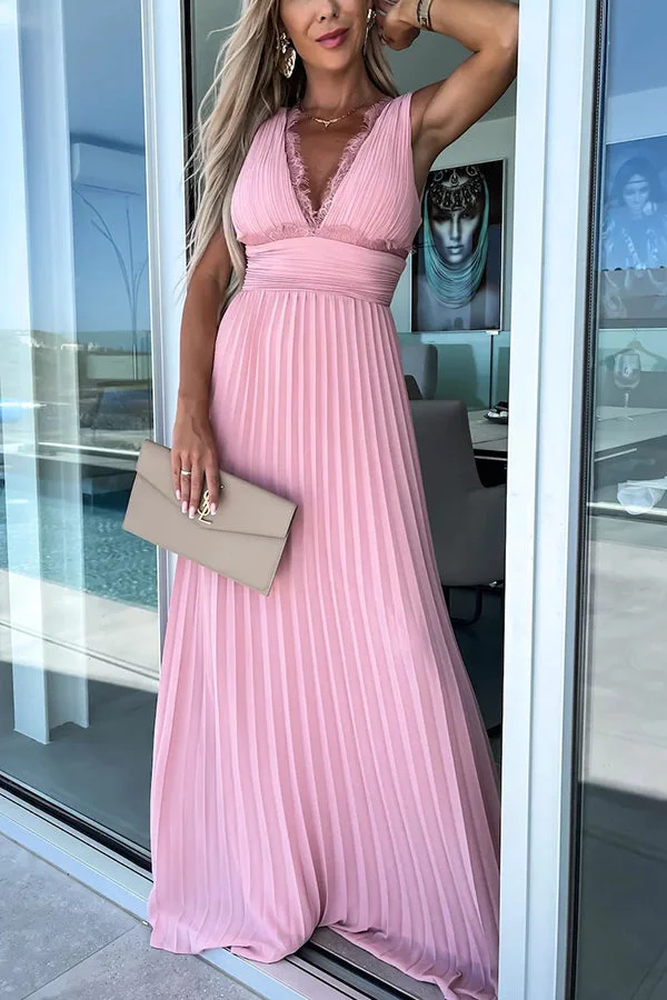 Elegante maxi jurk met geplooide v hals en kanten afwerking