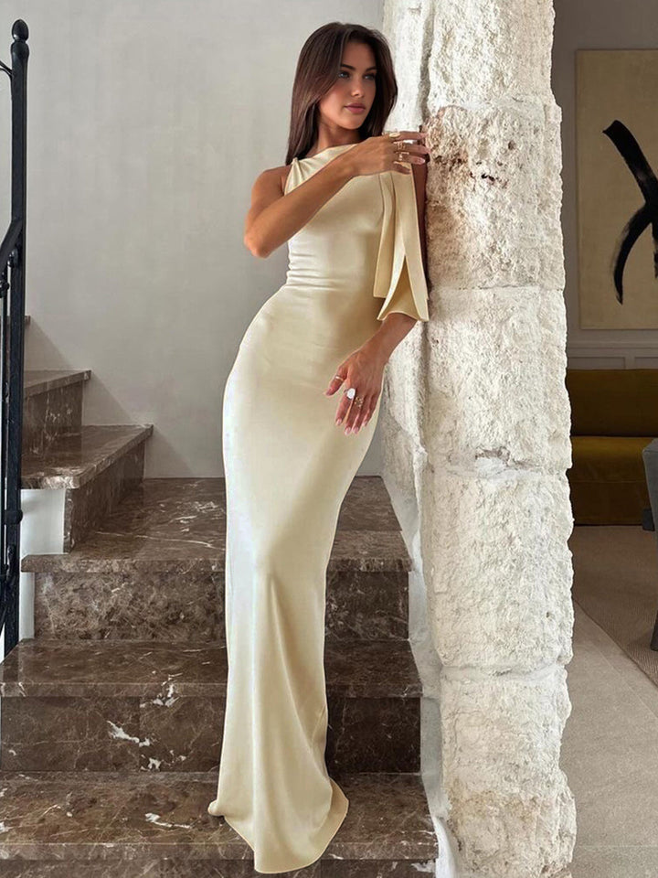 Maxi trouwjurk in fit-en-flare stijl met strik op de schouder