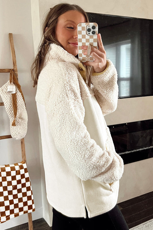 Beige Sweater met Kleuraccent, Knoopkraag en Praktische Zak