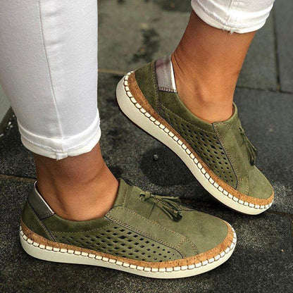 Brenda - Casual damesloafers met uitgeholde franjes