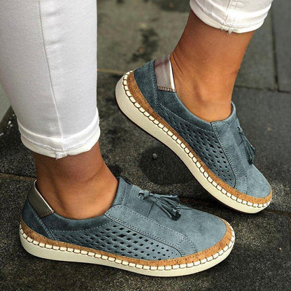 Brenda - Casual damesloafers met uitgeholde franjes