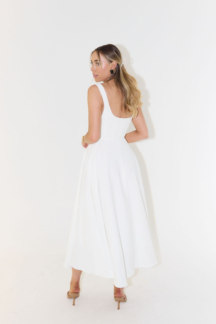 Elegante midi jurk voor dames met tijdloos en verfijnd ontwerp