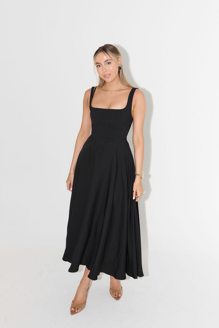 Elegante midi jurk voor dames met tijdloos en verfijnd ontwerp