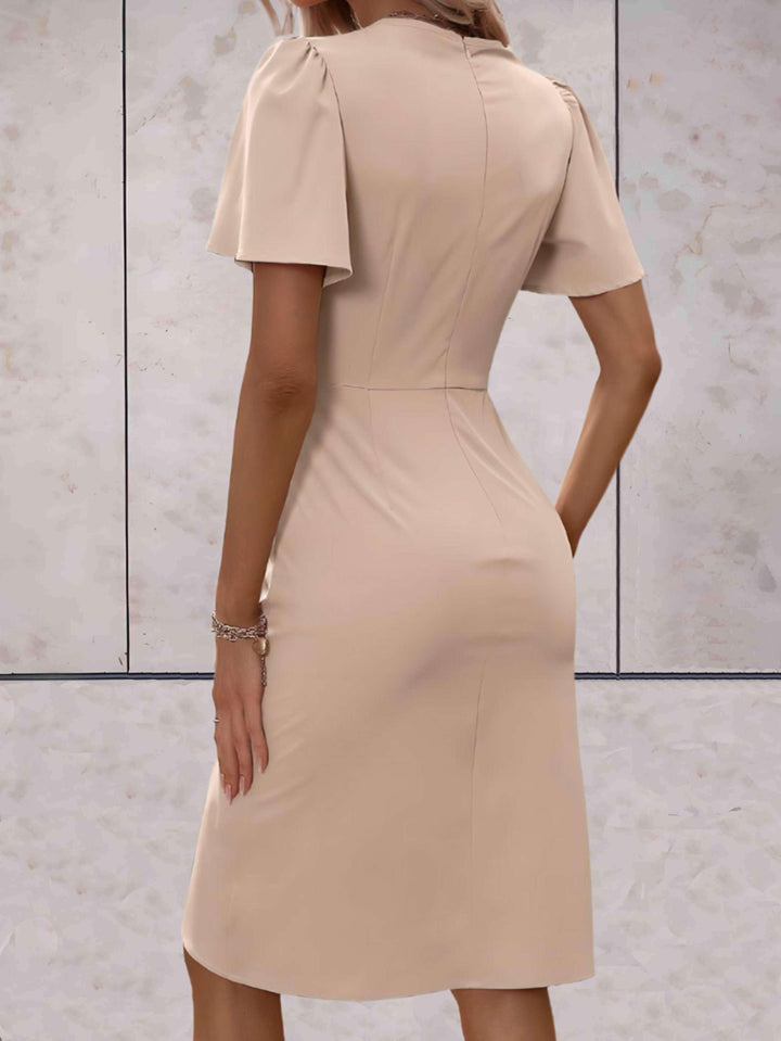 Stijlvolle wikkeljurk met een elegante V-halslijn