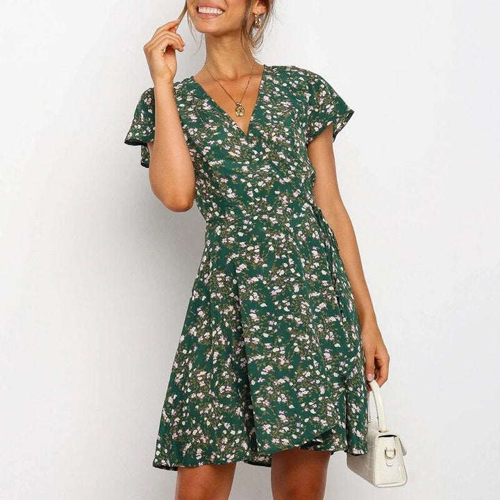 Bohemian jurk met bloemenprint en V-hals, perfect voor een stijlvolle uitstraling