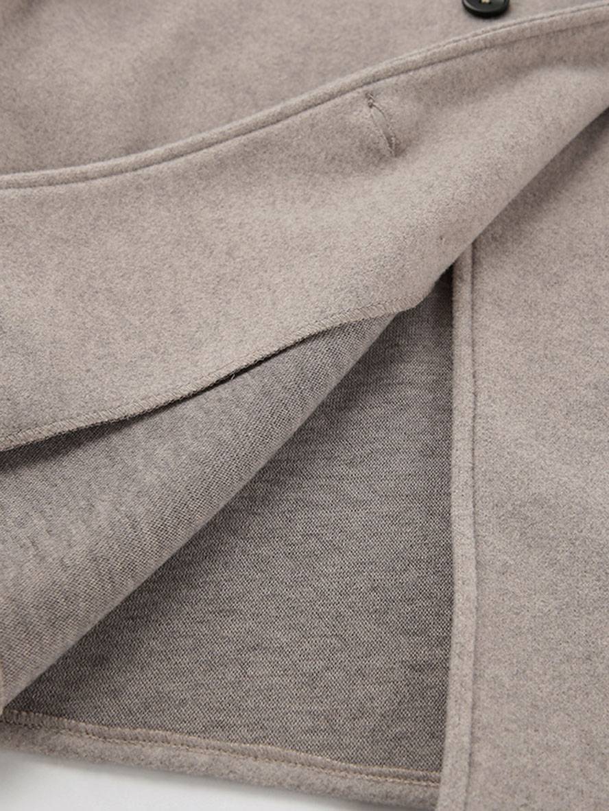Elegante damesjas met dubbele rij knopen, hoge kraag en V-hals, vintage ontwerp voor dagelijks gebruik