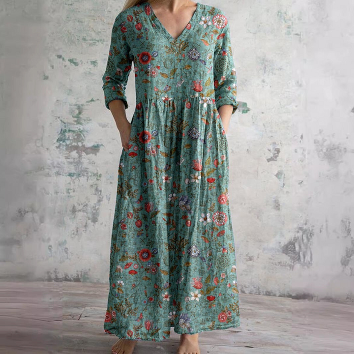 Zomerjurk voor dames met bloemenprint en diepe halslijn