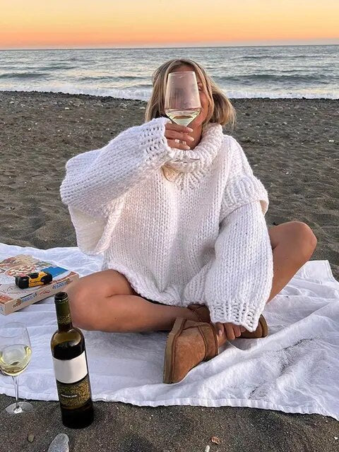 Een warme damestrui met een relaxed silhouet en een brede halslijn voor een casual stijl