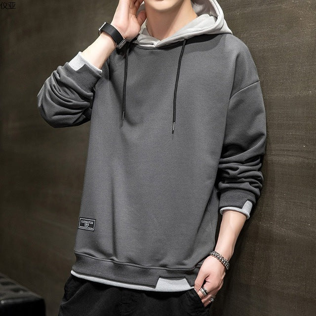 Moderne tweekleurige hoodie voor heren met eigentijds ontwerp