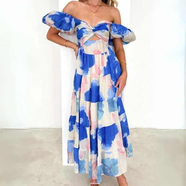 Stijlvolle lange jurk met een elegant bloemenpatroon