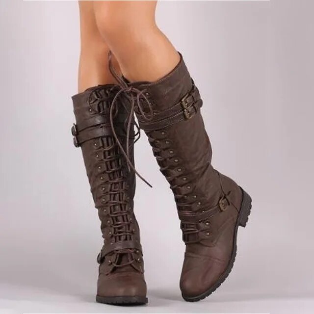 Hoge dameslaarzen met trendy veters en bandjes